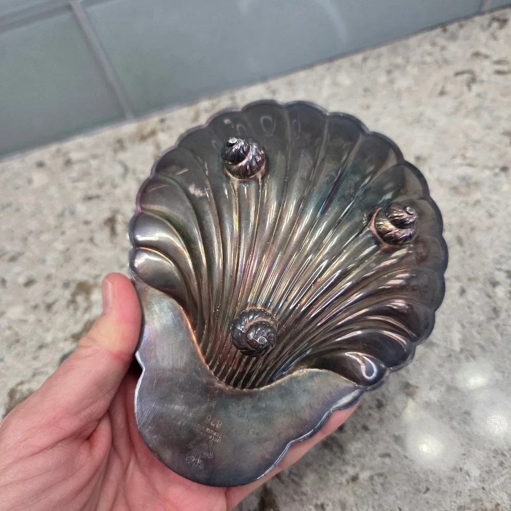 International Silver Company Shell Dish Silver‎ Plate Footed Trinket Tray 676